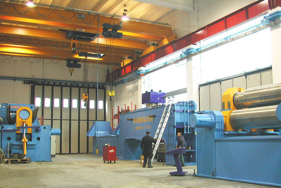 plate bending rolls, plate rolling machines, 4-roll plate bending machines, angle rolls, section rolls, flanging machines, dishing press